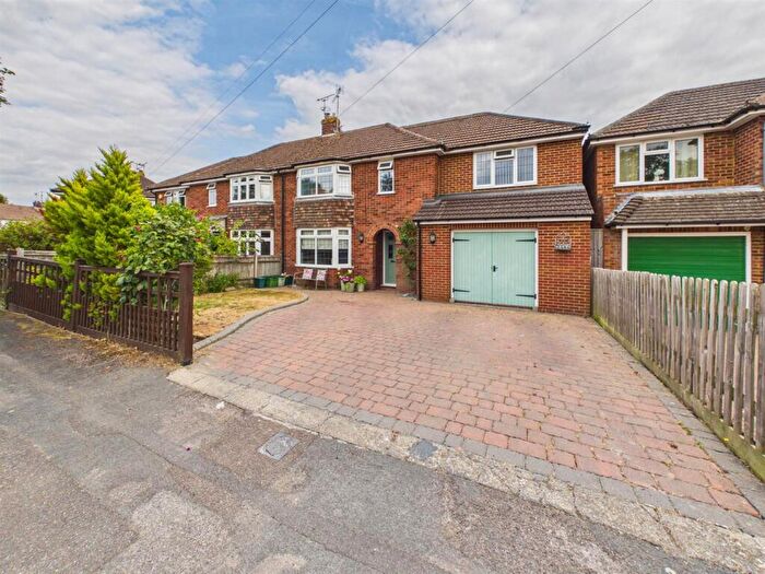 4 Bedroom Semi-Detached House For Sale In Blewbury Drive, Tilehurst, Reading, RG31