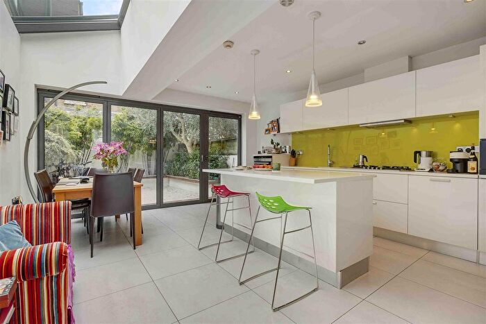 4 Bedroom Terraced House For Sale In Shorrolds Road, London, SW6