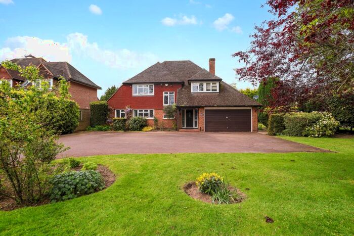 5 Bedroom Detached House To Rent In Ashley Park Avenue, Walton On Thames, Surrey, KT12