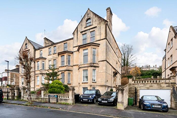 12 Bedroom House To Rent In Lime Grove, Bath, BA2