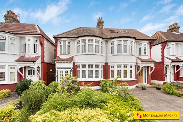 3 Bedroom Semi Detached House For Sale In Green Dragon Lane, London, N21