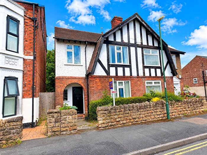 1 Bedroom Semi-Detached House To Rent In Greenfield Street, Dunkirk, Nottingham, NG7