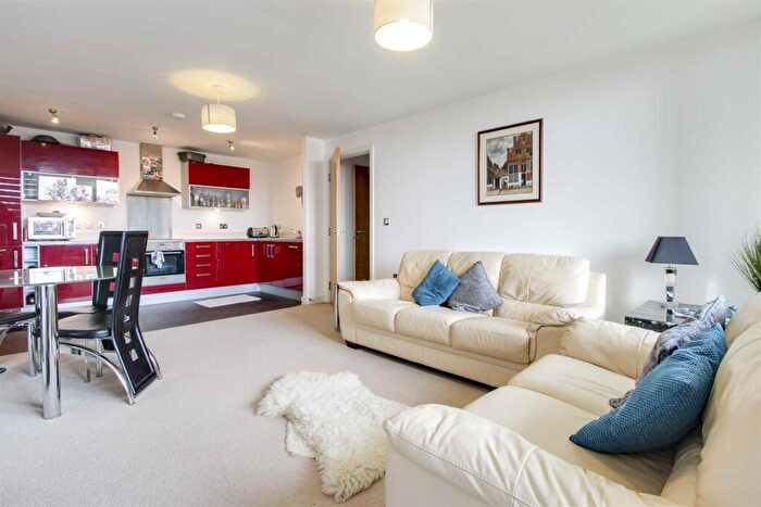 2 Bedroom Apartment To Rent In Emerald House, Central Milton Keynes, MK9