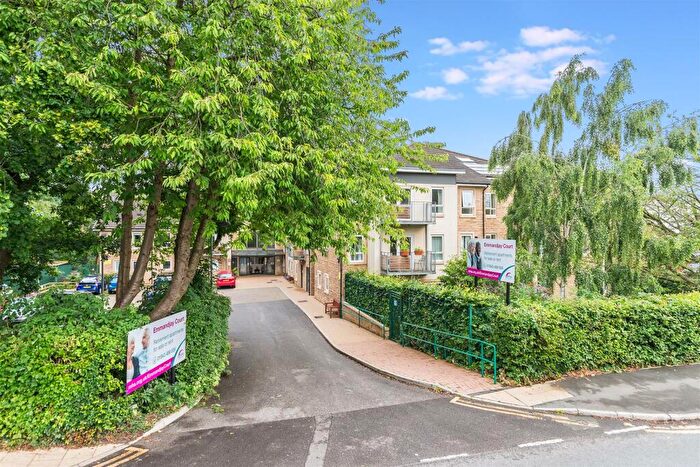 1 Bedroom Apartment For Sale In Valley Drive, Ilkley, LS29