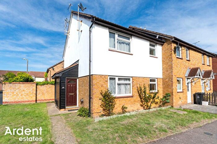 1 Bedroom Cluster House For Sale In Redshank Drive, Heybridge, CM9