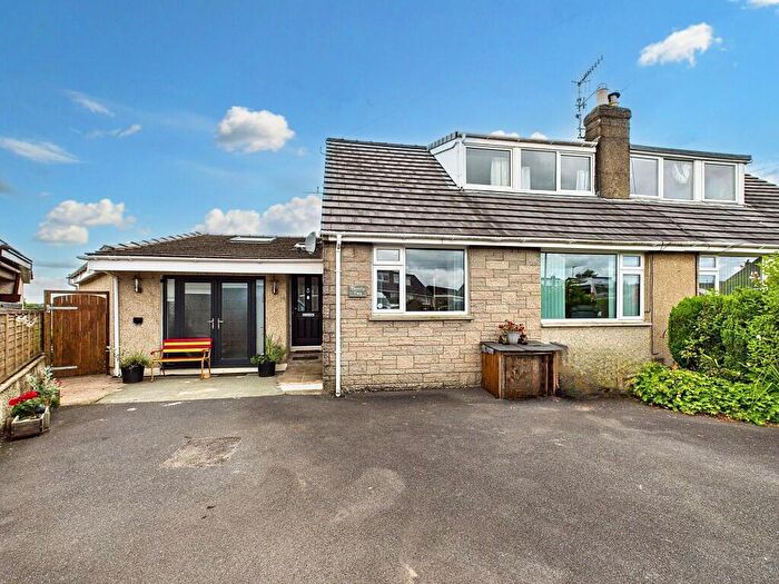 5 Bedroom Semi-Detached House For Sale In Killington Drive, Kendal, LA9