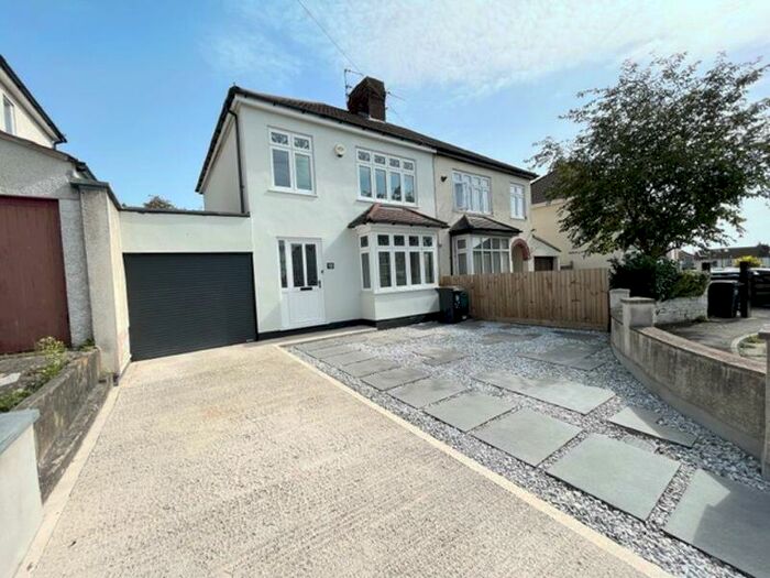 3 Bedroom Semi-Detached House To Rent In Gillard Road, Bristol, BS15