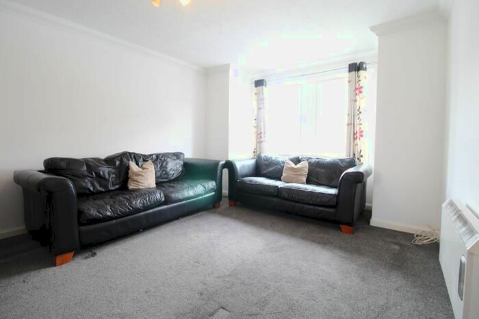2 Bedroom Flat To Rent In Nelson Court, First Floor, AB24