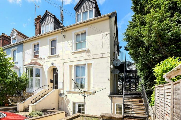 1 Bedroom Apartment To Rent In Newbury, Berkshire, RG14