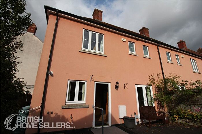 3 Bedroom Detached House For Sale In Mansell Copse Walk, Exeter, Devon, EX2