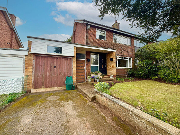 3 Bedroom Semi Detached House For Sale In Wantage Crescent, Wing, LU7