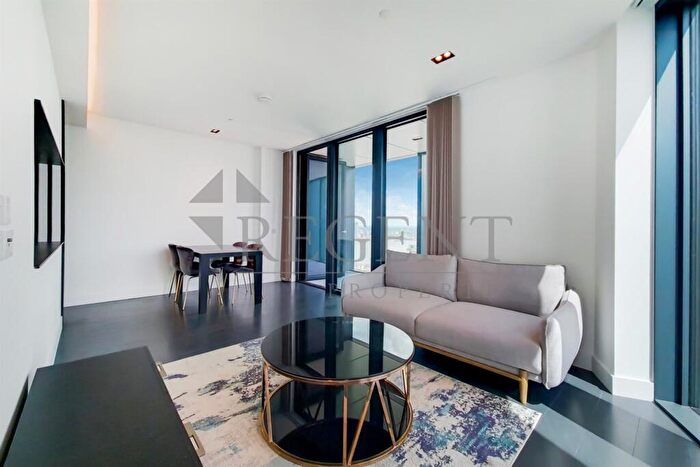 2 Bedroom Apartment To Rent In Amory Tower, Marsh Wall, E14