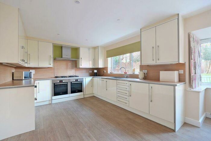 5 Bedroom Detached House For Sale In Pickard Crescent, Richmond, Sheffield, S13