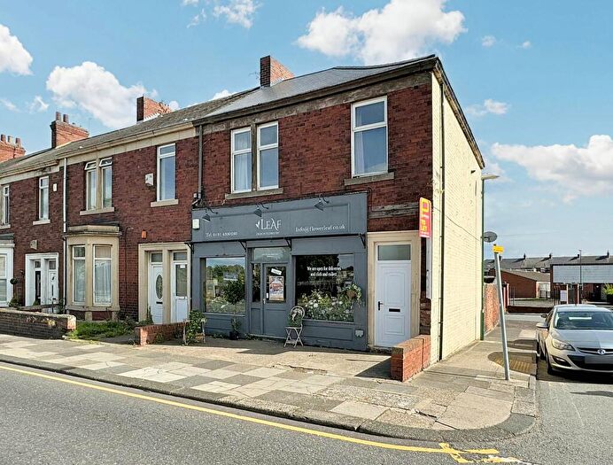 2 Bedroom Flat To Rent In Victoria Road East, Hebburn, Tyne And Wear, NE31