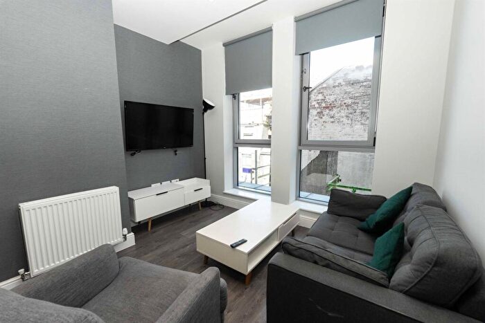 1 Bedroom House To Rent In Bedroom Th Floor Apartment In Liverpool City Centre, L2