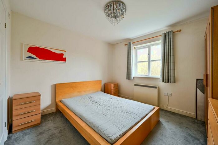 2 Bedroom Flat To Rent In Thyme Close, Kidbrooke, London, SE3