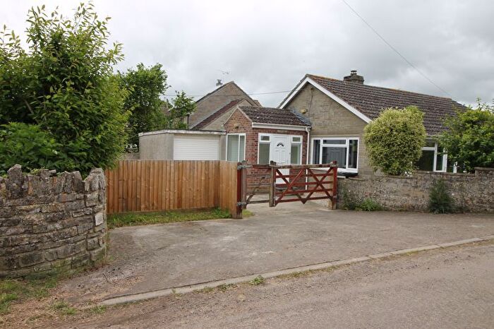 2 Bedroom Bungalow To Rent In Pitney, Langport, TA10