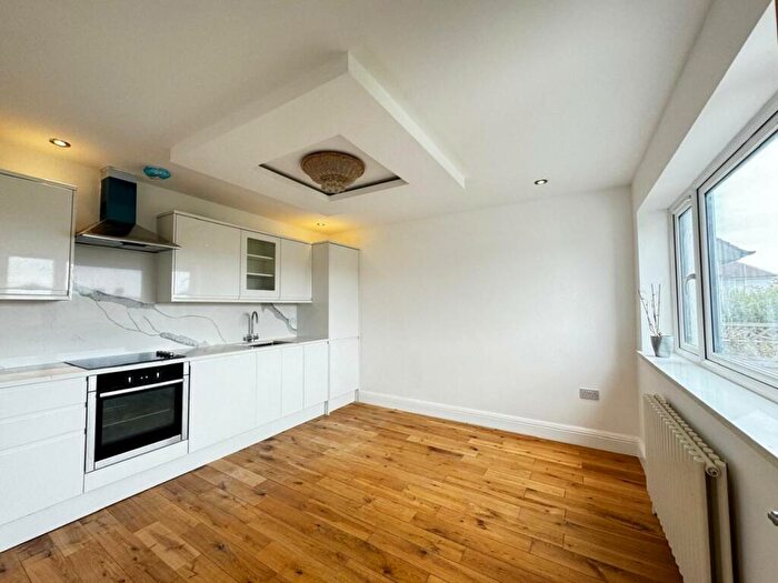 1 Bedroom Flat To Rent In Gascoigne Road, New Addington, CR0