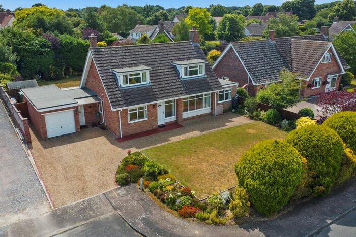 4 Bedroom Property For Sale In Links View, Newton, Sudbury, CO10