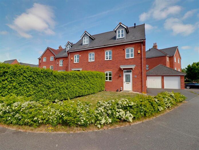 4 Bedroom Semi-Detached House For Sale In Abbey Park Way, Weston, Crewe, CW2