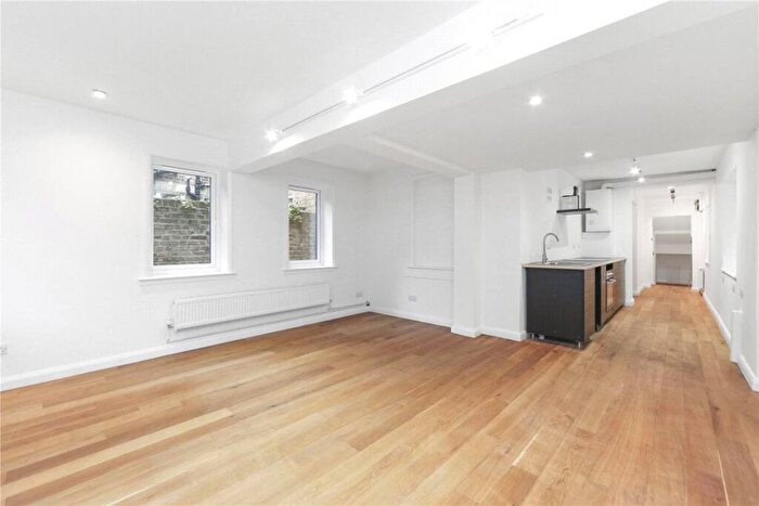 2 Bedroom Flat To Rent In Victoria Road, Queens Park, NW6