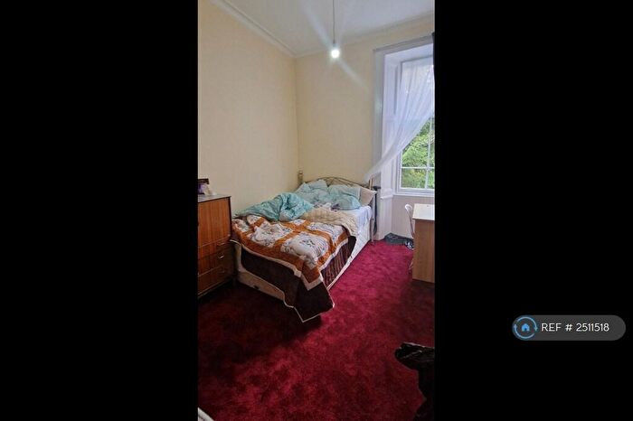 4 Bedroom Flat To Rent In Queen Margaret Drive - Hmo, Glasgow, G20