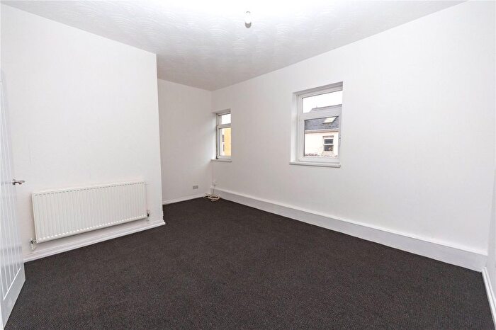 1 Bedroom Flat To Rent In Clifton Street, Roath, Cardiff, CF24