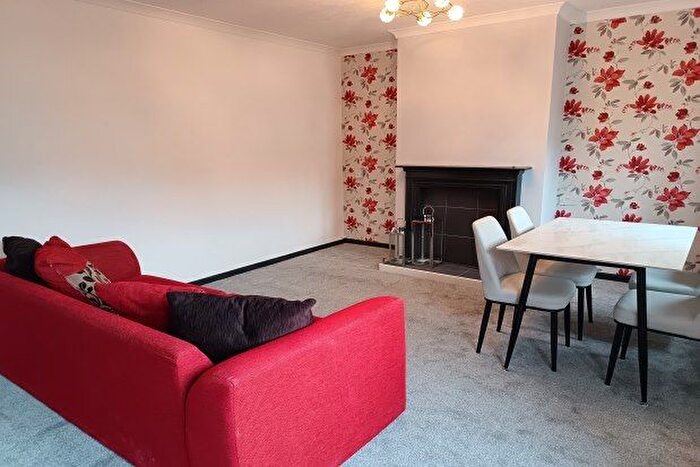 3 Bedroom Maisonette To Rent In Park Avenue, Plymouth, PL1