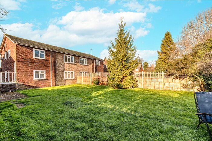2 Bedroom Maisonette For Sale In Wilcher Close, East Hagbourne, Didcot, Oxfordshire, OX11