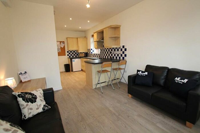 2 Bedroom Flat To Rent In Towcester Road, Far Cotton, NN4