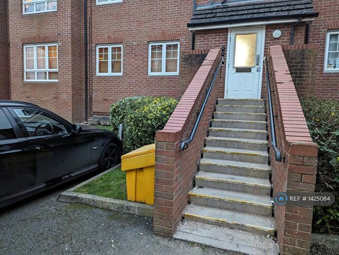 2 Bedroom Flat To Rent In Harlequin Court, Coventry, CV3