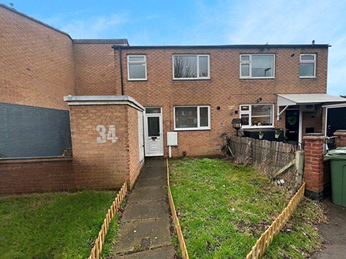 4 Bedroom Town House For Sale In Lewis Road, Loughborough, LE11