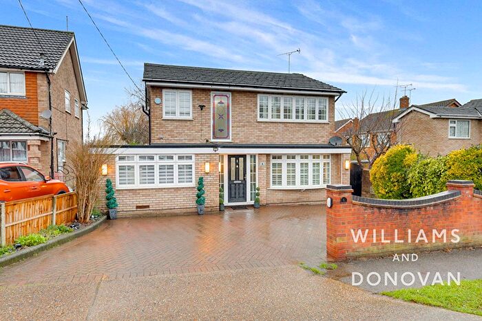 5 Bedroom Detached House For Sale In Downer Road, Benfleet, SS7
