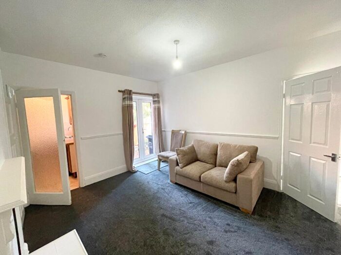 2 Bedroom Flat To Rent In Bavington Drive, Newcastle Upon Tyne, NE5