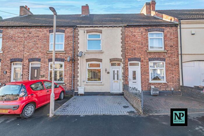 3 Bedroom Terraced House For Sale In New Street, Dordon, B78