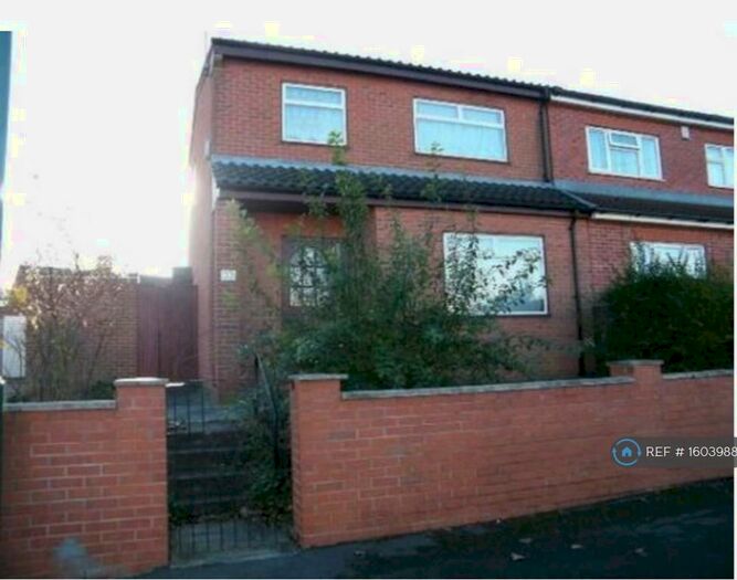 3 Bedroom Semi-Detached House To Rent In Stotfield Road, Nottinghamshire, NG8
