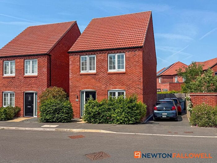3 Bedroom Detached House For Sale In Weaver Avenue, Newark, NG24
