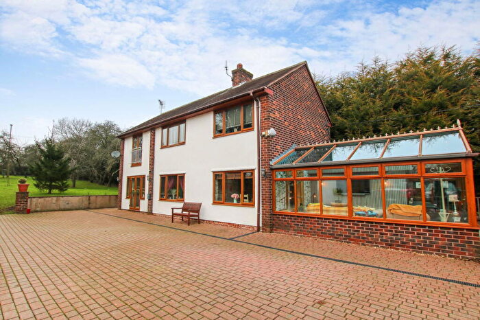 4 Bedroom Detached House For Sale In Main Road, Stretton, Alfreton, Derbyshire, DE55