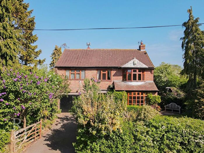 4 Bedroom Detached House For Sale In Main Street, Hickling, Melton Mowbray, LE14
