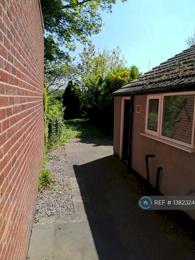 2 Bedroom Terraced House To Rent In Branston Road, Burton-On-Trent, DE14