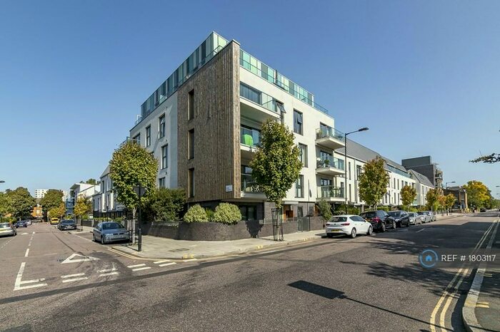 2 Bedroom Flat To Rent In Dalston, London, E8