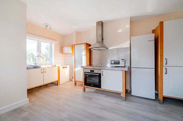 4 Bedroom Maisonette To Rent In Virginia Water, GU25