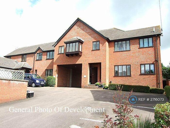 1 Bedroom Flat To Rent In Canada Court, Brackley, NN13