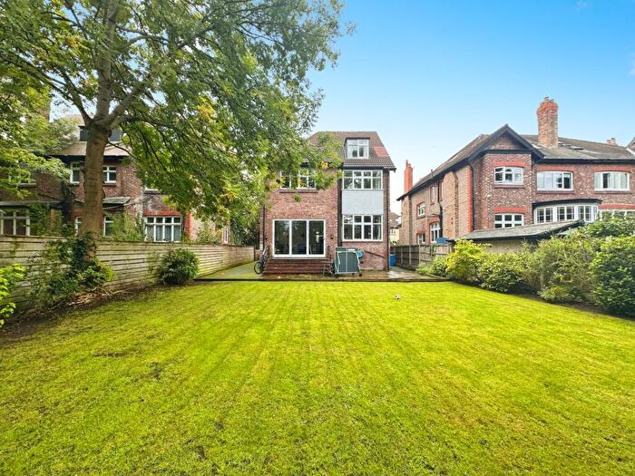 5 Bedroom Detached House For Sale In Old Broadway, Didsbury, Manchester, M20