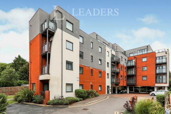 2 Bedroom Apartment To Rent In Walnut Tree Close, Guildford, GU1