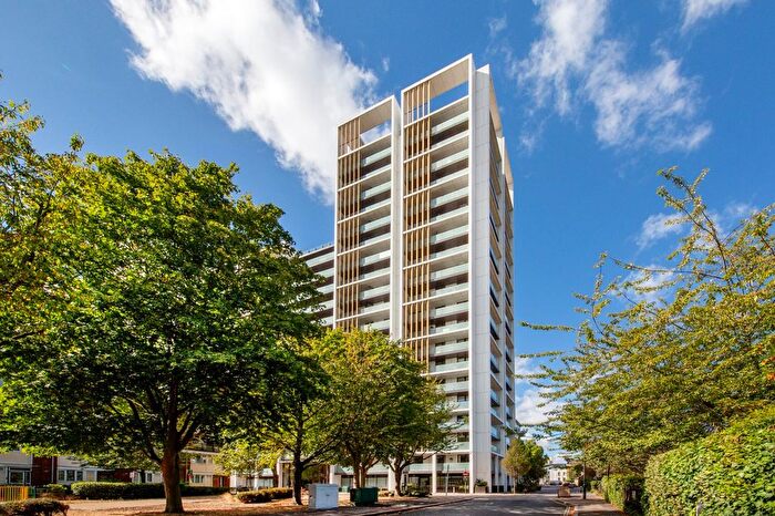 2 Bedroom Flat For Sale In Robsart Street, Vassall, SW9