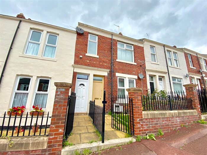 2 Bedroom Flat To Rent In Watt Street, Saltwell, Gateshead, NE8