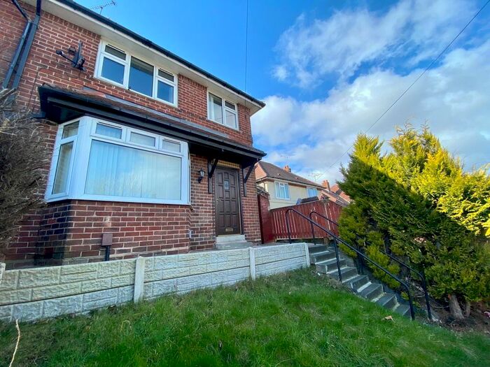 3 Bedroom Property To Rent In South Farm Road, Gipton, Leeds, LS9
