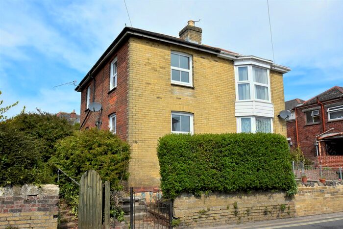 2 Bedroom Semi-Detached House To Rent In Upton Road, Ryde, PO33