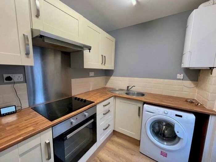 1 Bedroom Flat To Rent In Riddings Road, Altrincham, Cheshire, WA15